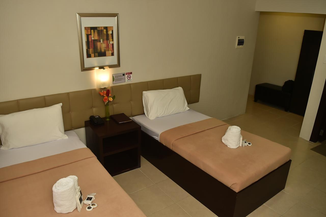 Columbus Plaza Hotel General Santos City Exterior photo