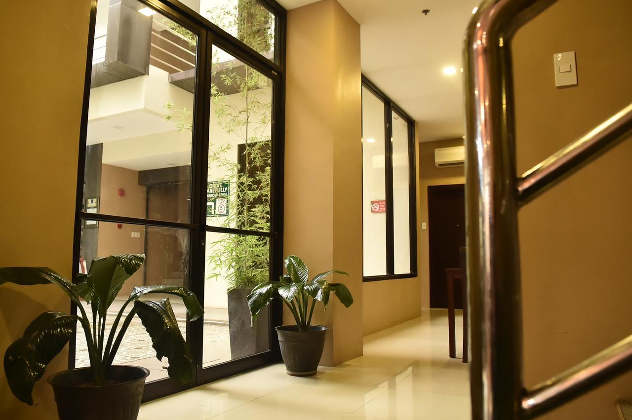 Columbus Plaza Hotel General Santos City Exterior photo