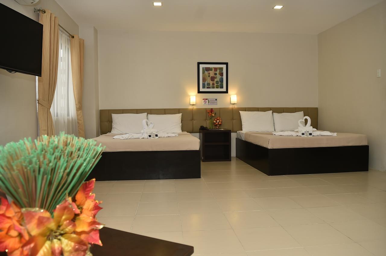 Columbus Plaza Hotel General Santos City Exterior photo