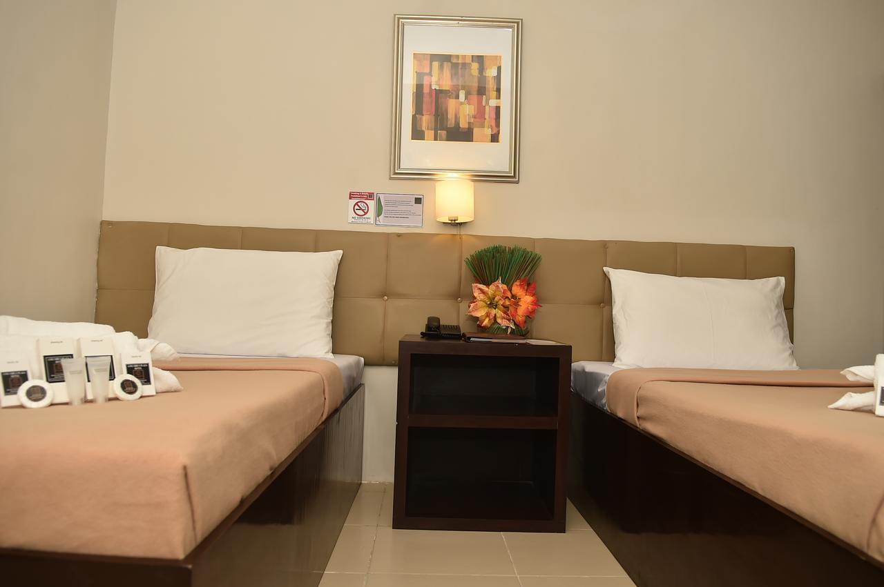 Columbus Plaza Hotel General Santos City Exterior photo
